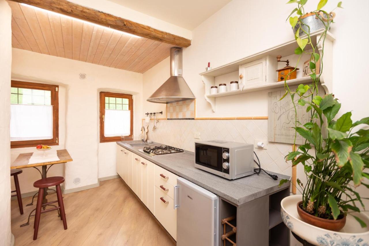 B&B Balcone Del Biellese Pettinengo Luaran gambar